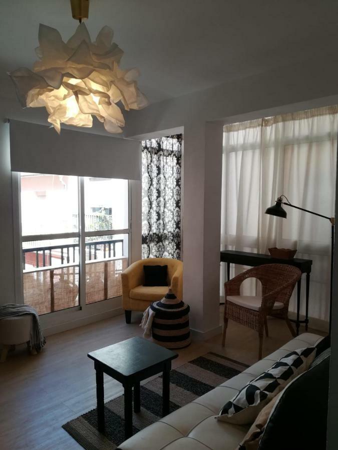 Garcia Briz Apartments Малага Экстерьер фото